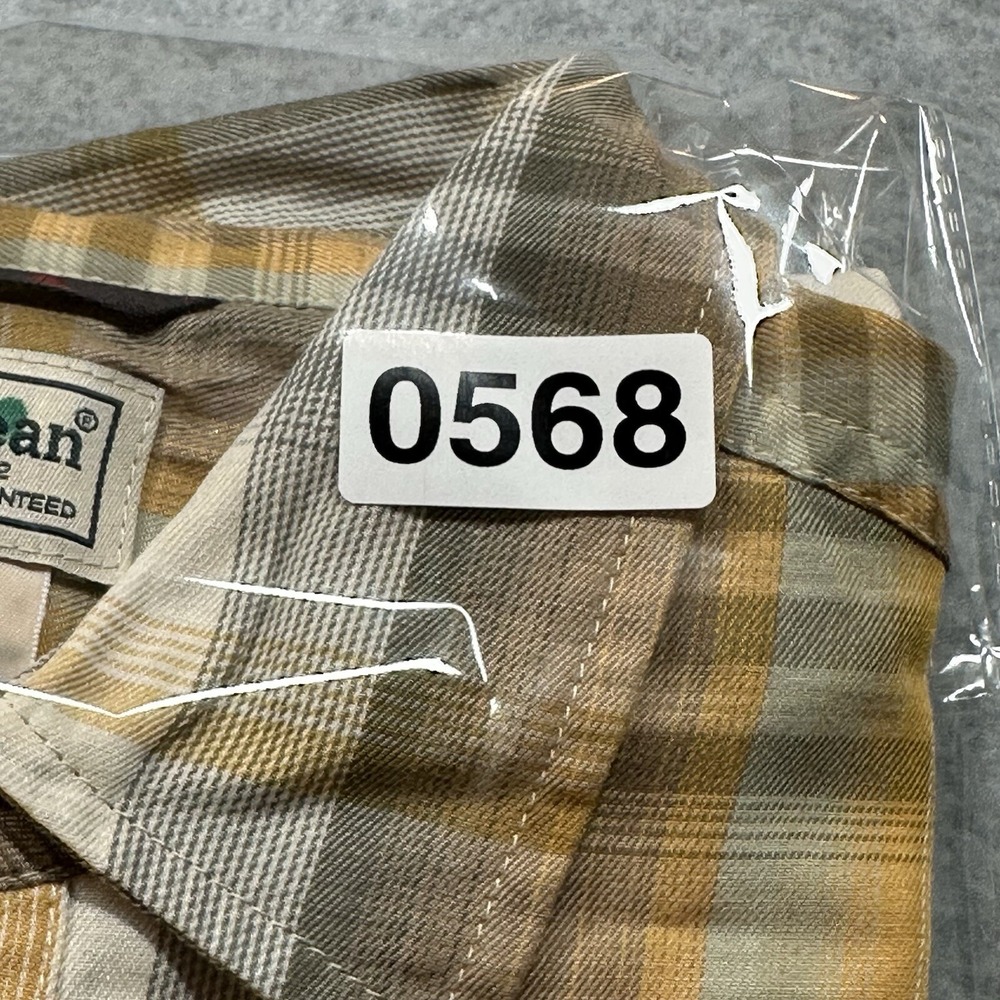 LL Bean Mens M Double Pocket Long Sleeve Yellow Plaid Outdoor Button Up Shirt - Picture 9 of 9